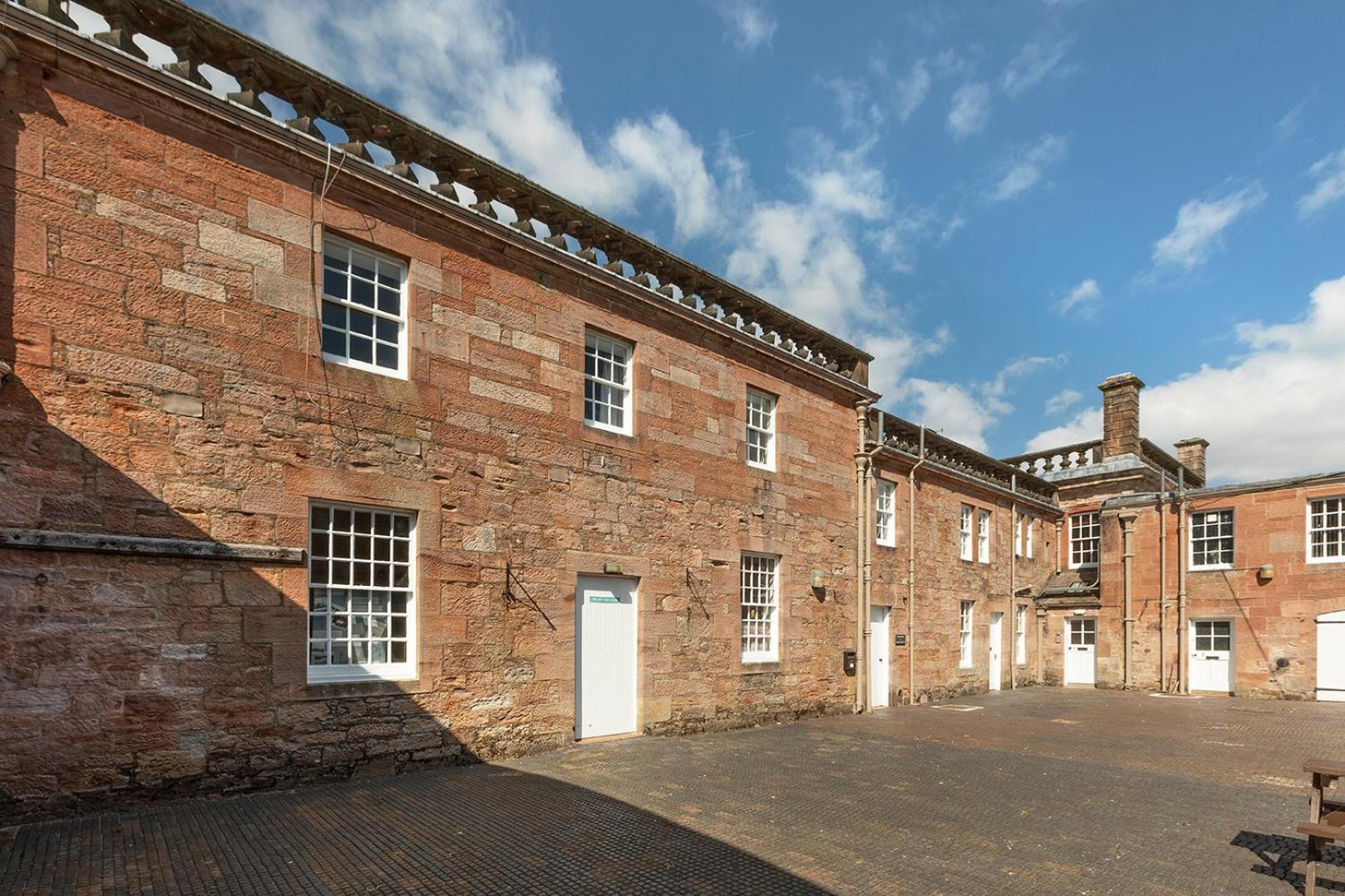 Stableyard Studio: Drumlanrig Castle Торнхилл Экстерьер фото